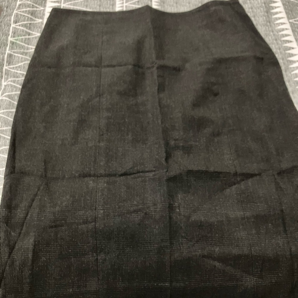 Dalia Black Midi Pencil Skirt